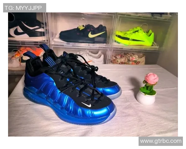 足球明星球鞋测评视频揭示顶级球员的选择与性能分析