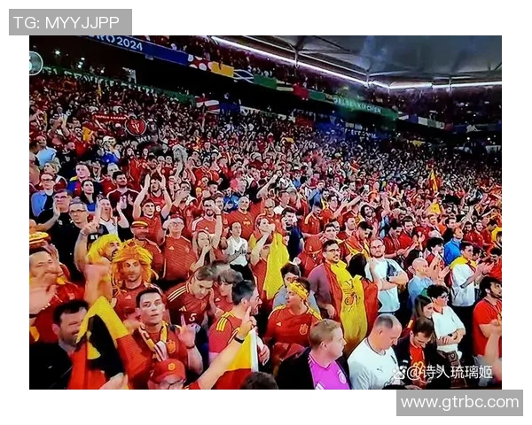 足球界悲痛消息震惊全球知名球星意外离世引发广泛悼念