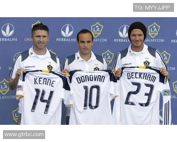 足球明星中长发发型的时尚潮流与个性魅力解析