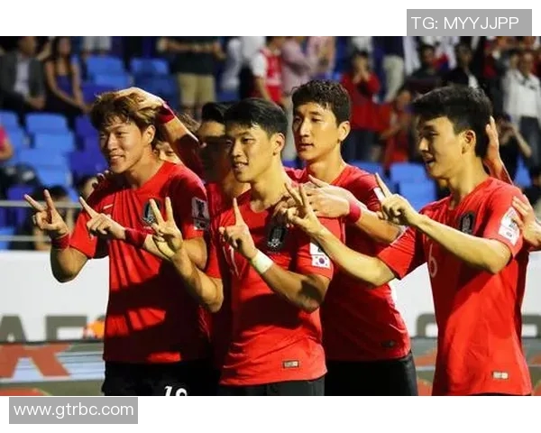 韩国足球明星罗姓球员的辉煌历程与成就解析