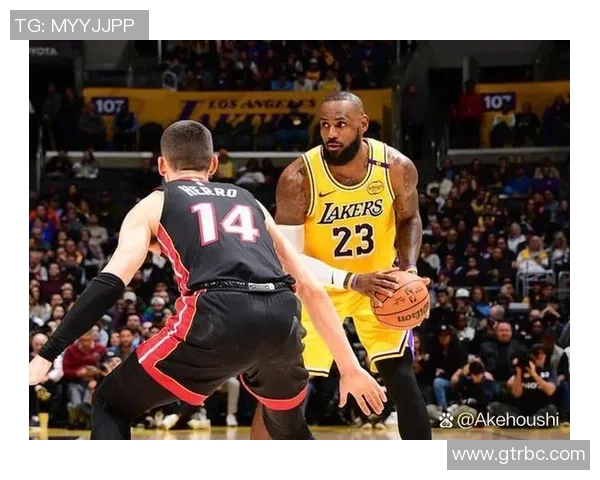 2021年NBA热火对阵勇士全场精彩回放与赛后分析