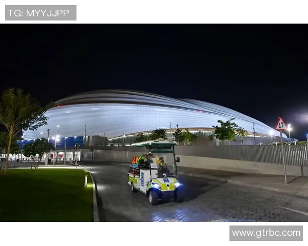 卡塔尔与中国足球对决的精彩瞬间与球场氛围全景回顾